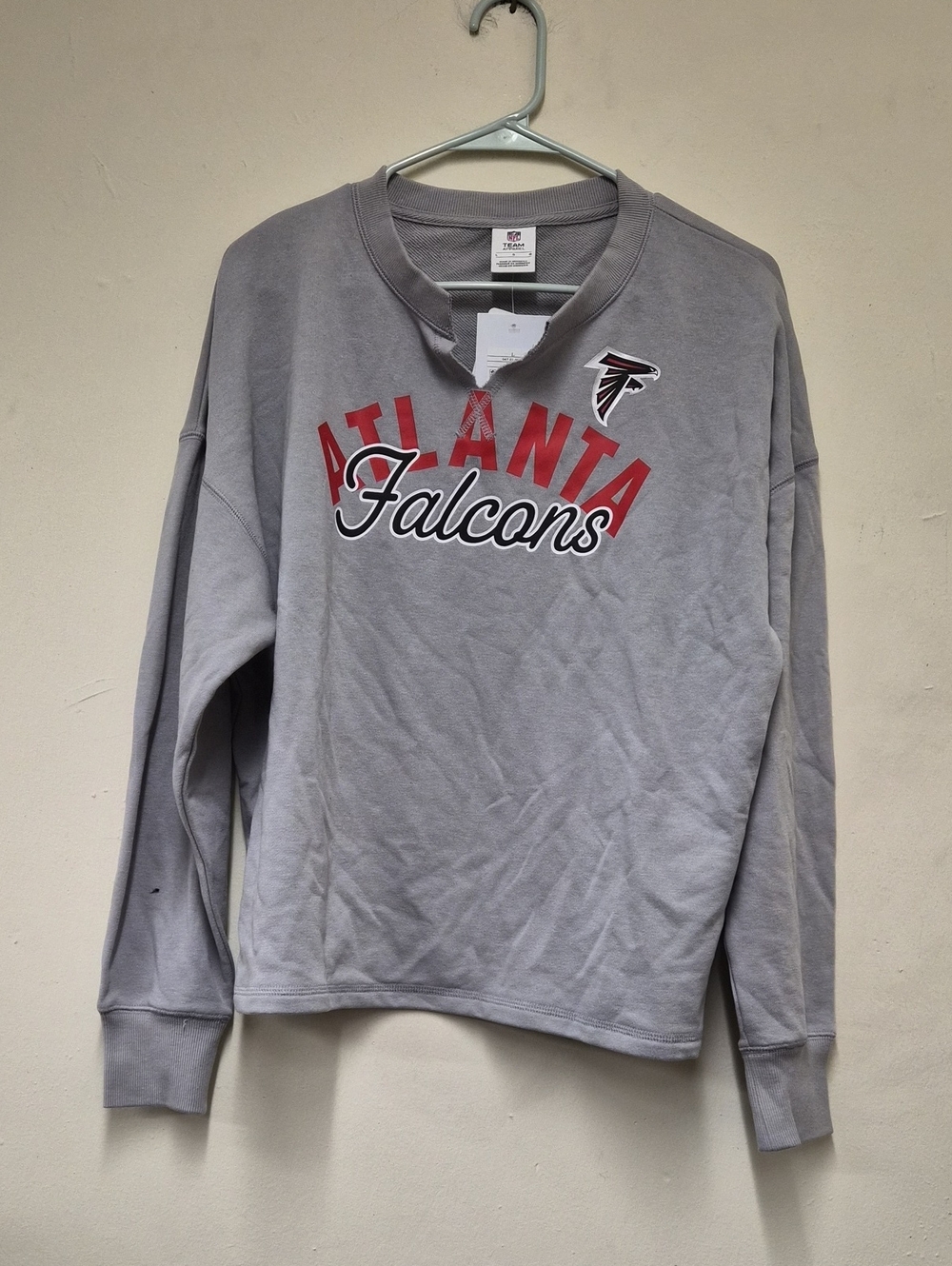 NFL Atlanta Falcons Light Gray Crewneck with Red and Black Logo Size L